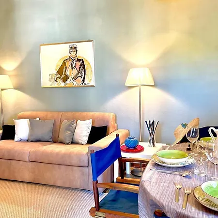 La Terrazza Del Pino Appartement